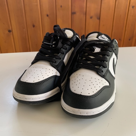 Nike Panda Retro Low Dunks - Picture 1 of 6